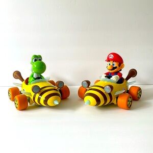 Carrera RC Mario Kart Twin Pack Bumble V, Mario + Yoshi Nintendo GUC